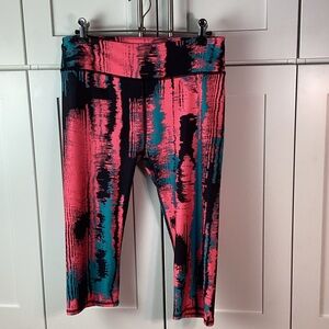 Colorful Fabletics Yogo Leggings Capris size M